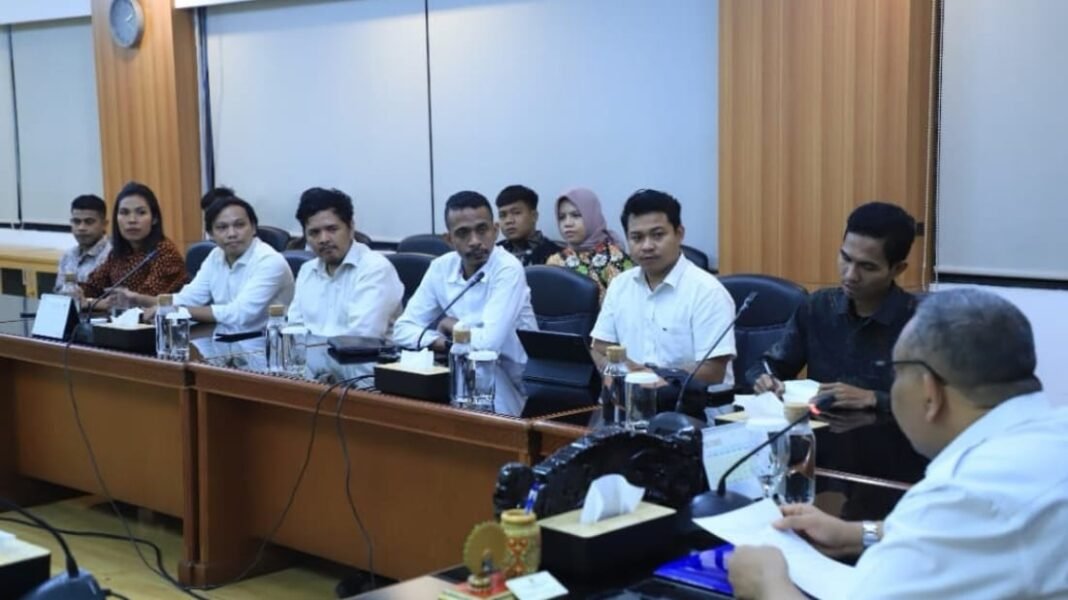 Rapat Bersama Wamenaker - 1